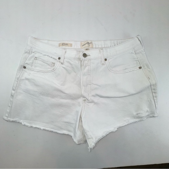 Universal Thread 90s Baggy Jean shorts White Distressed Size 14 - Picture 4 of 14